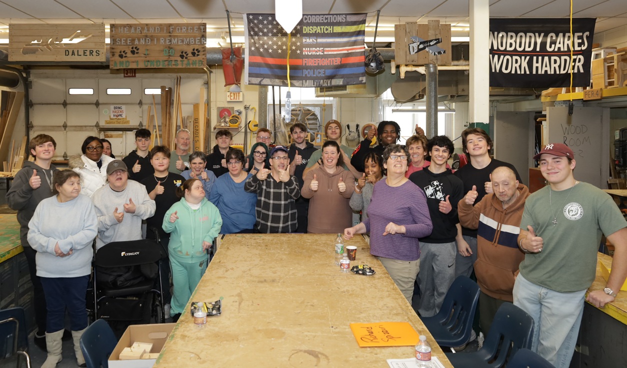 Farmingdale Woodshop  (8) sml