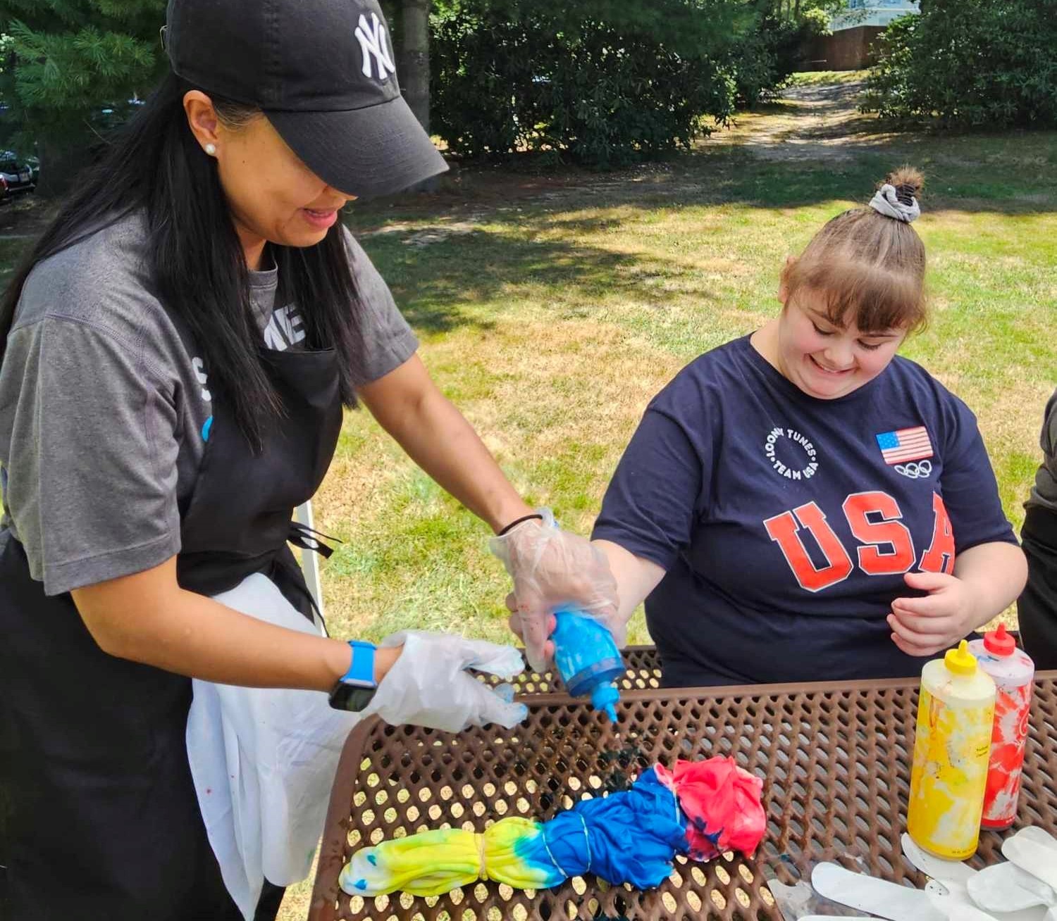 Volunteer-Led Tie-Dye Extravaganza 1