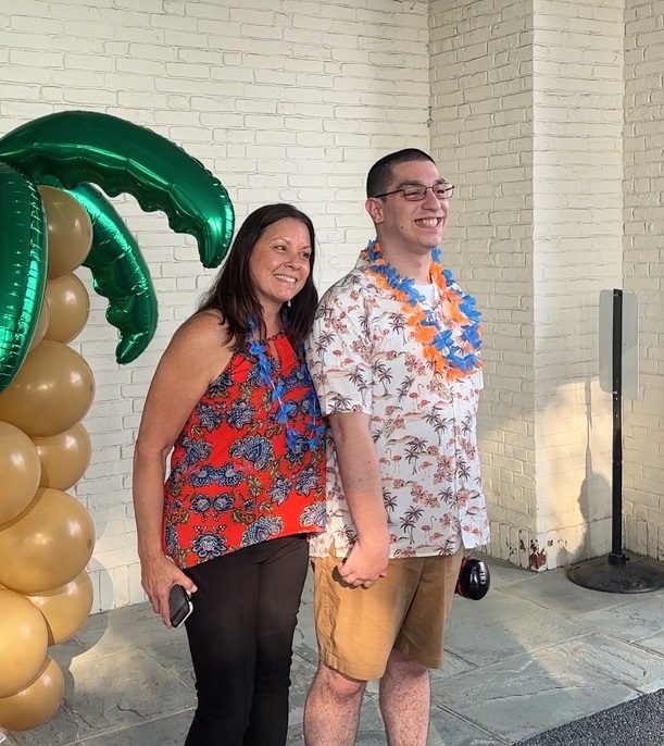 luau prom 23